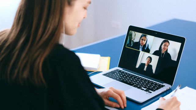 The dos and don’ts of online video meetings.